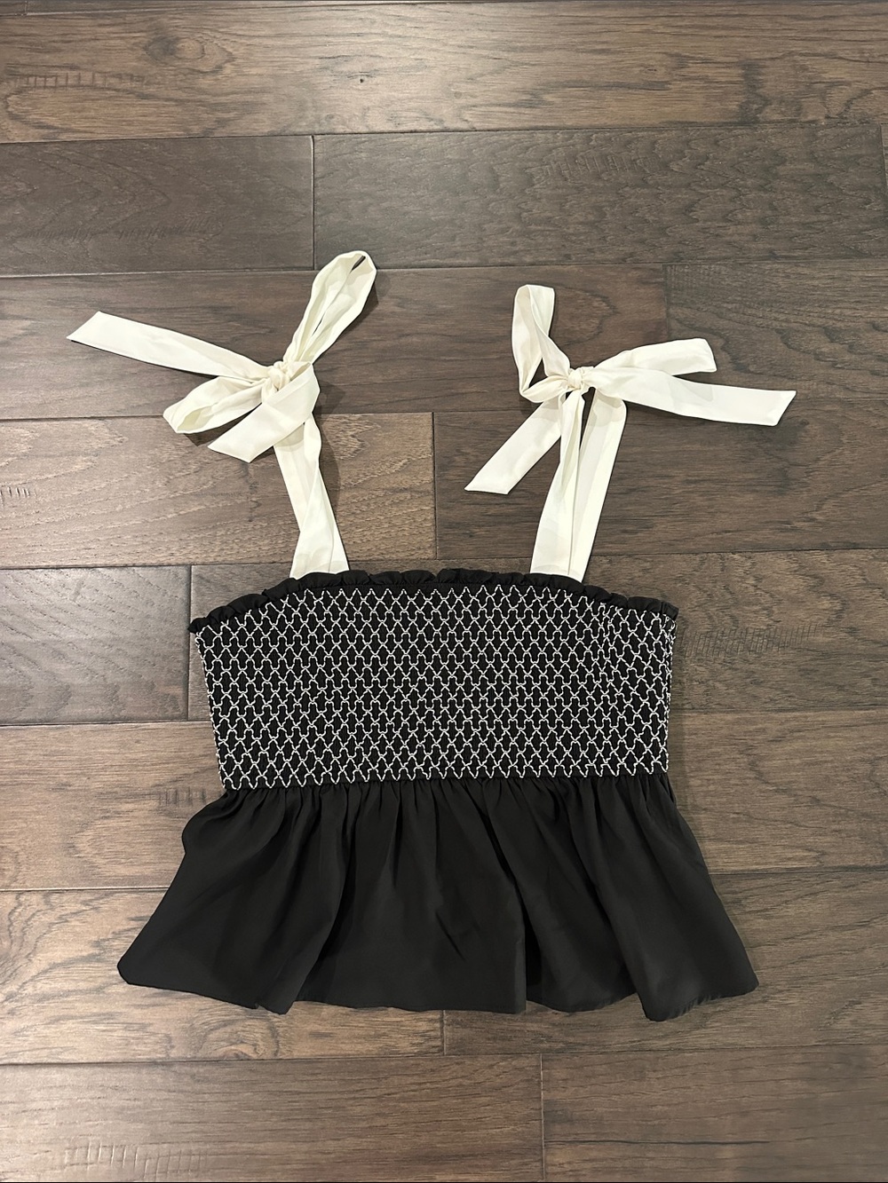 NWT Idem Ditto black and white babydoll top Sz M